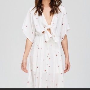 Beautiful Floral tie front dress